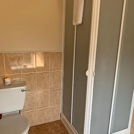 Farrelly's Townhouse بيت ضيافة كيلز