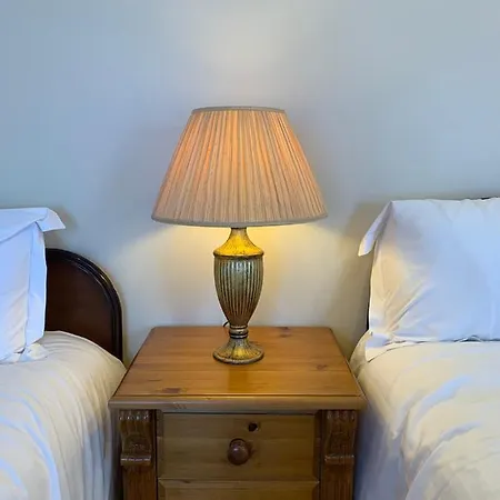 Farrelly's Townhouse * كيلز